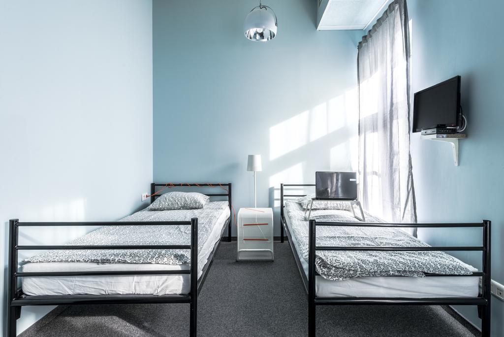 Mish Mash Nowogrodzka Hostel Warsaw Room photo